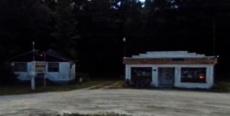 Whitestone Gift Shop (Whitestone Grocery) - 2009 With House Next Door